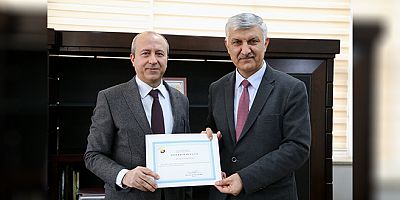 Prof. Dr. Mustafa Sönmez Mühendislik Bölümü Dekanlığına Atandı
