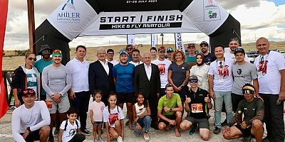 Türkiye'de İlk Kez Düzenlenen Hike and Fly Anatolia Yarışması Aksaray'da Başladı